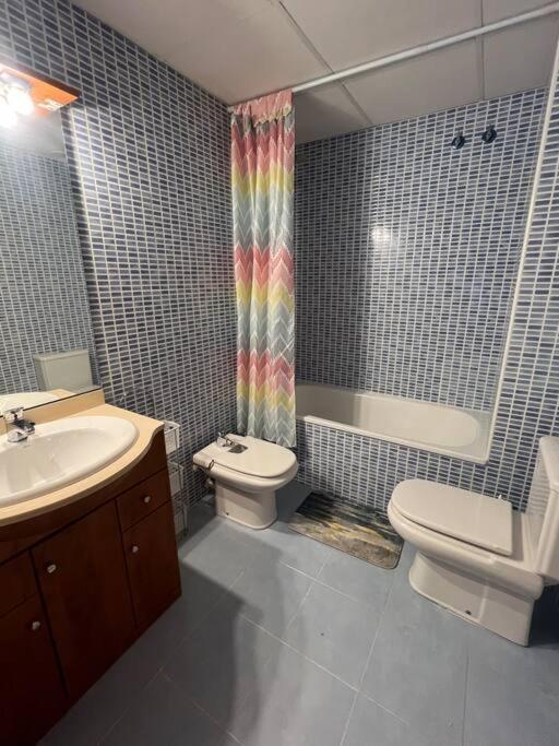 Apartamento Con Piscina ,Parking Y Aire Acondicionado Sant Carles De La Rapita Exterior photo