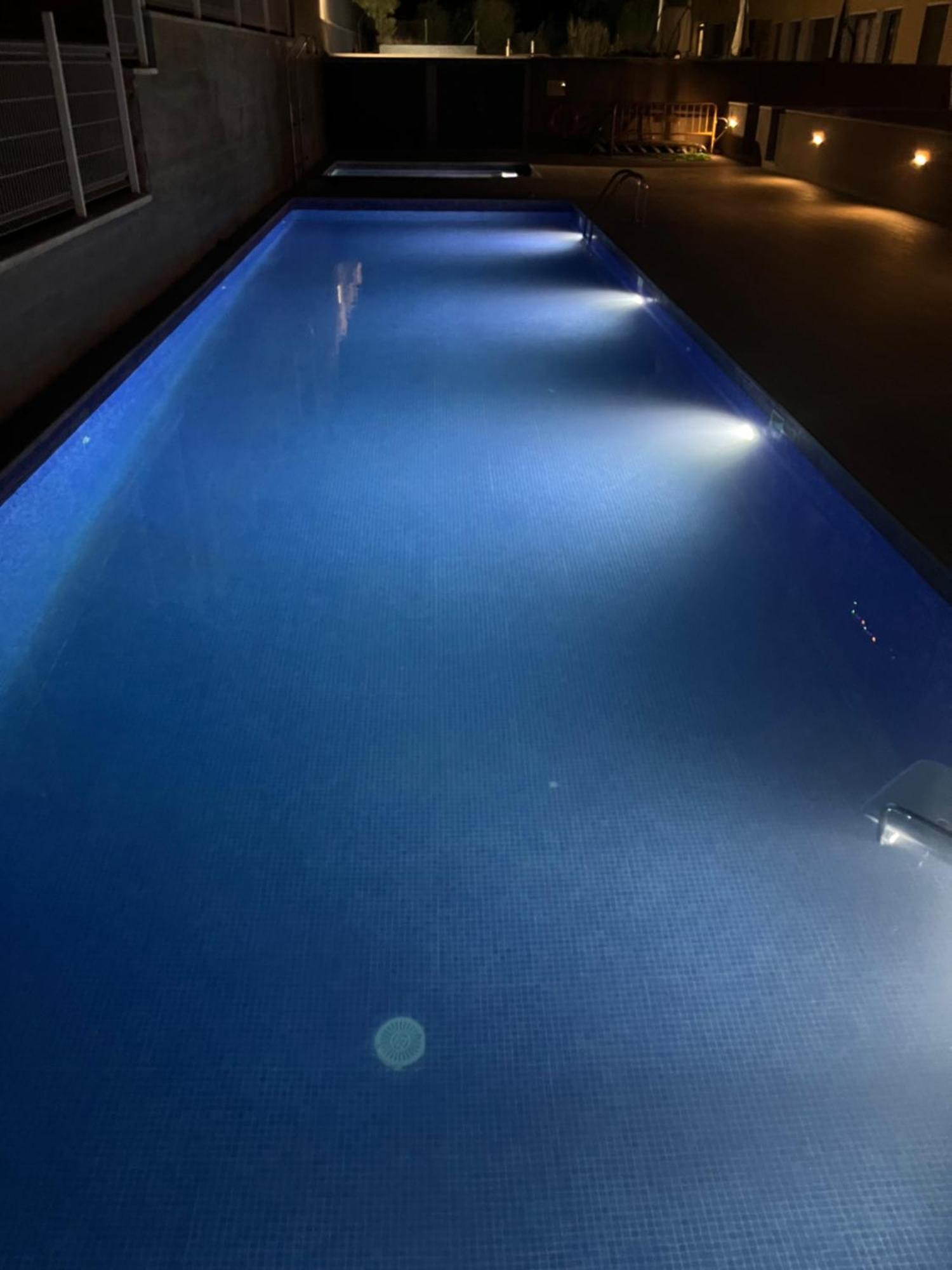 Apartamento Con Piscina ,Parking Y Aire Acondicionado Sant Carles De La Rapita Exterior photo